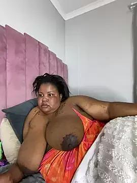 MissLola27 on StripChat 