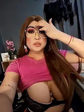 Missprettylicious on StripChat 