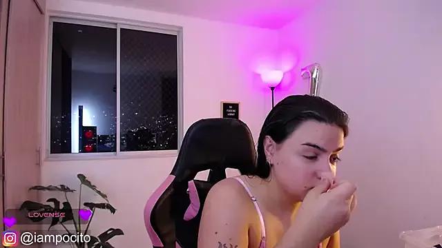MissPuchi on StripChat 