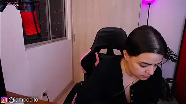 MissPuchi on StripChat 