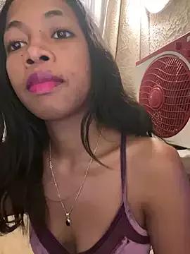 missuua on StripChat 
