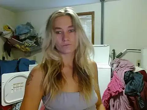 missymilf on StripChat 