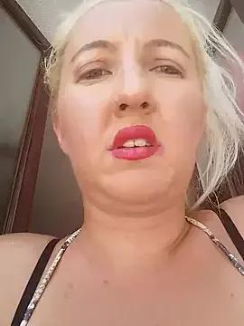 Mllesha74000 on StripChat 