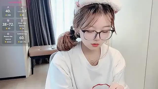 MM-Xylia — Freechat on StripChat