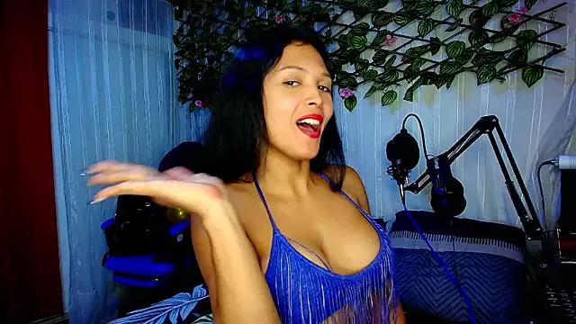 MOMMYJEVAA on StripChat 