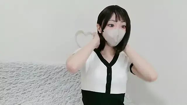 momochan_777 on StripChat 