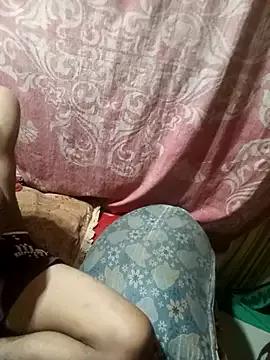 MomsFuckerSon on StripChat 
