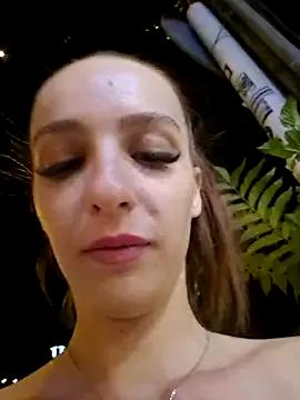 MoonedByEva on StripChat 