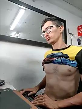 moorejhosua on StripChat 