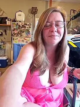 MsShelby40 on StripChat 