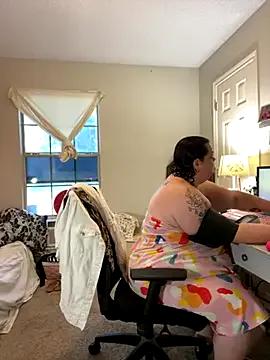 MsStrawbooty on StripChat 