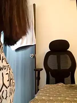 MumbaiDreamGirl on StripChat 