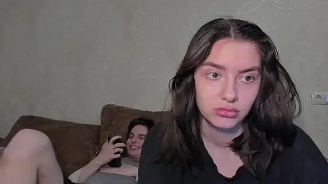 muuur_fam on StripChat