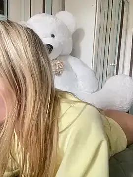 My_Hotgirl on StripChat