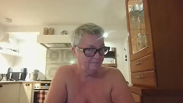 Mystery-Grandmother's avatar