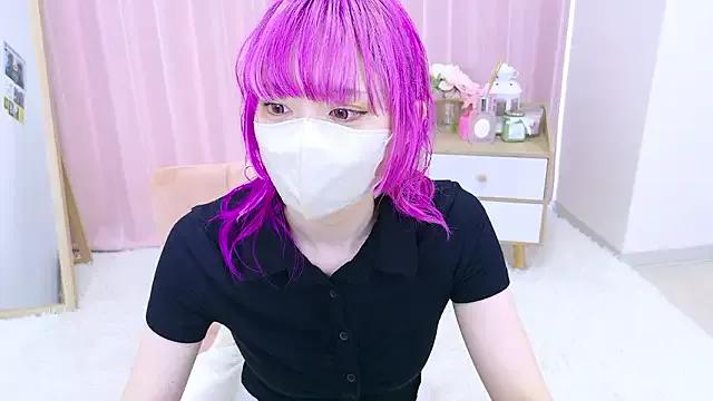 nagi_o0 on StripChat