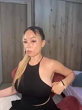 nakary00 on StripChat 