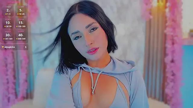 Nanda_Vixen on StripChat 