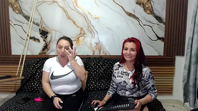 nanis_milf on StripChat 