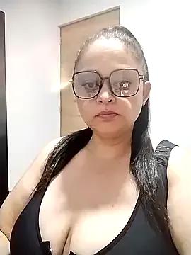 Nanna_160290 on StripChat 