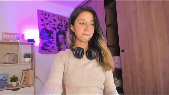 Natasna2 on StripChat 