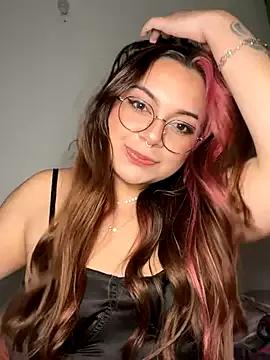 NatyOlson on StripChat