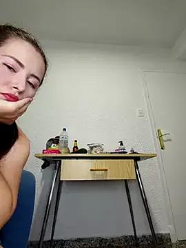 NeredaXxx on StripChat 