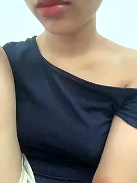 Nguyenha11 on StripChat