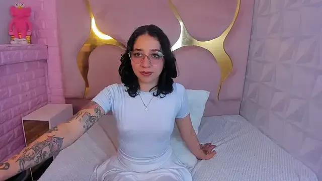 Niina_Sissy on StripChat 