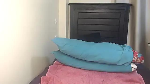 NIKKIE_LOVE on StripChat 
