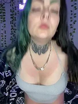ninabobina666 on StripChat 