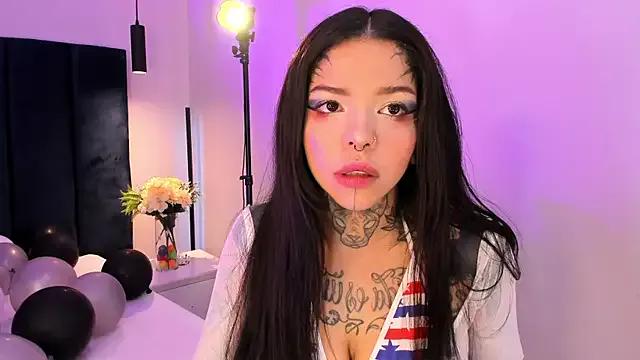 NinaInk on StripChat 