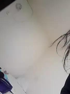 Oriana111 on StripChat