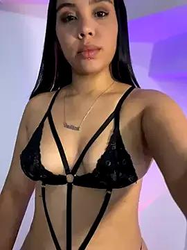 P_A_U_L_I_N_A_ on StripChat