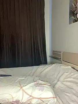 Party_Tune — Dildo in pussy