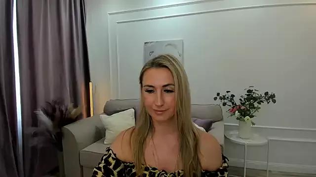 PassionGlow on StripChat 