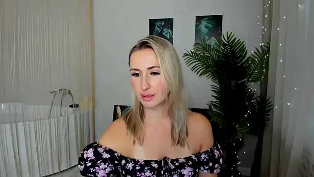PassionGlow on StripChat 