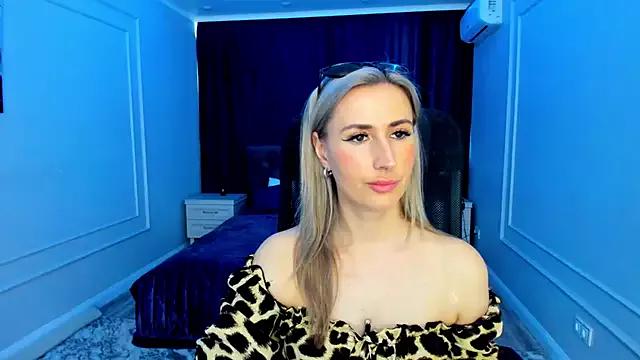 PassionGlow on StripChat 