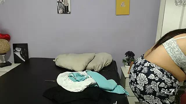 penelope_gucci1 on StripChat 