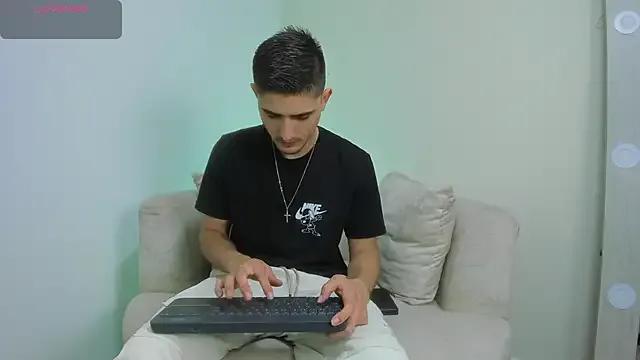 PhilipRich on StripChat