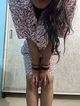 pooja_cam101 on StripChat