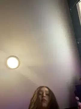 princessbella18 on StripChat