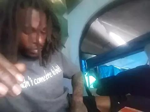 Puffgettingstuffed on StripChat 