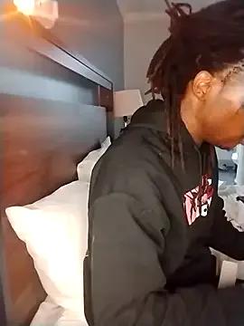 Puffgettingstuffed on StripChat