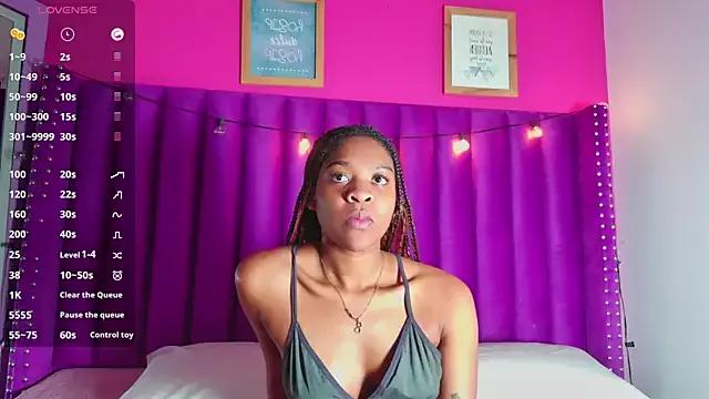 pureebonyy on StripChat