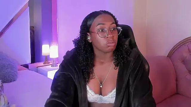 Qeen_blackk on StripChat 