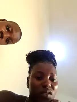queen_betty on StripChat 