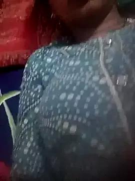 queen_girl_ on StripChat 