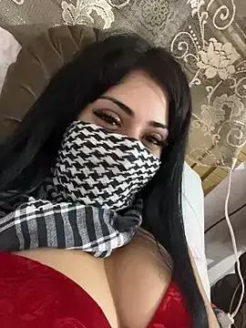 QueenLujaine on StripChat 