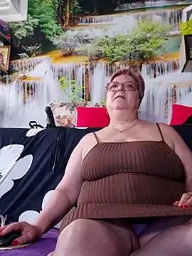 QueenPammy1 on StripChat 